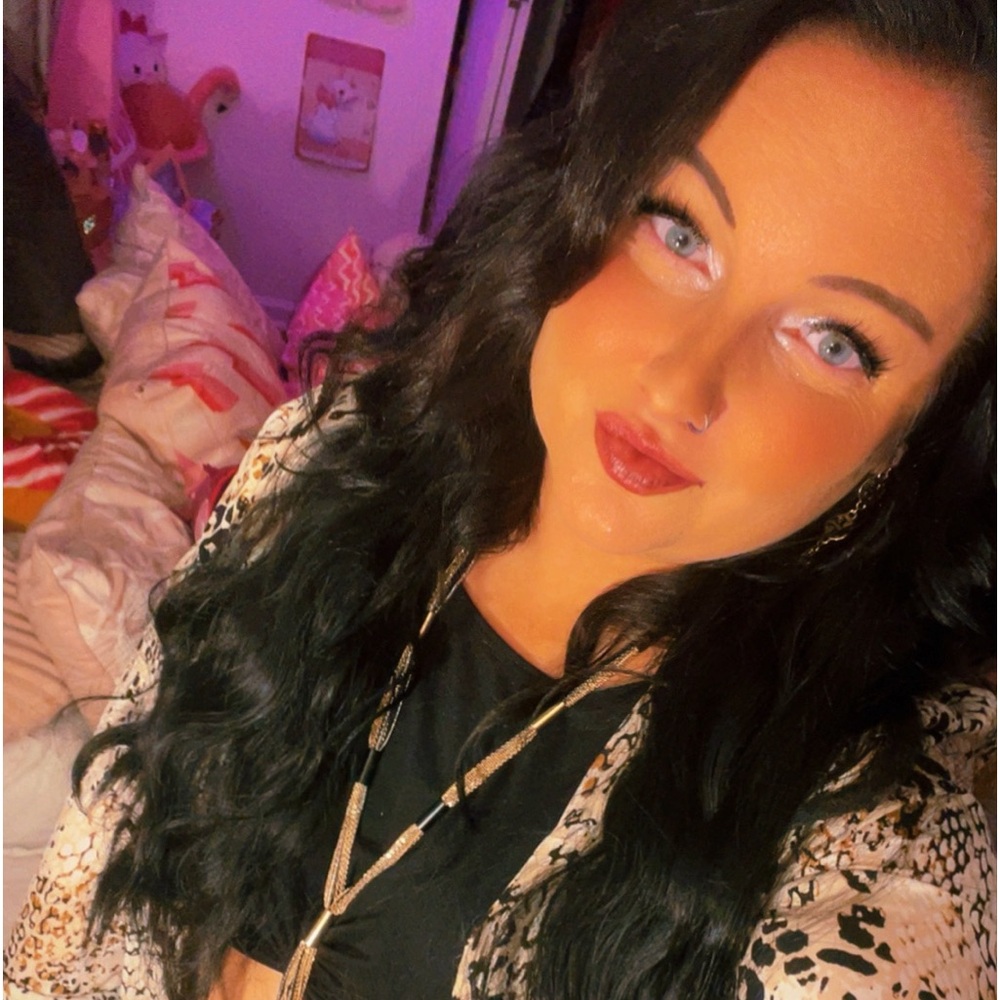 Meet your Posher, Alyssa